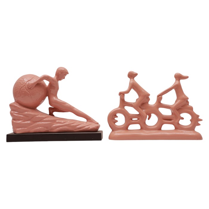 Sculptural Set: Figurative Forms, Dynamic Poses, Artistic Accents for Contemporary Interiors.